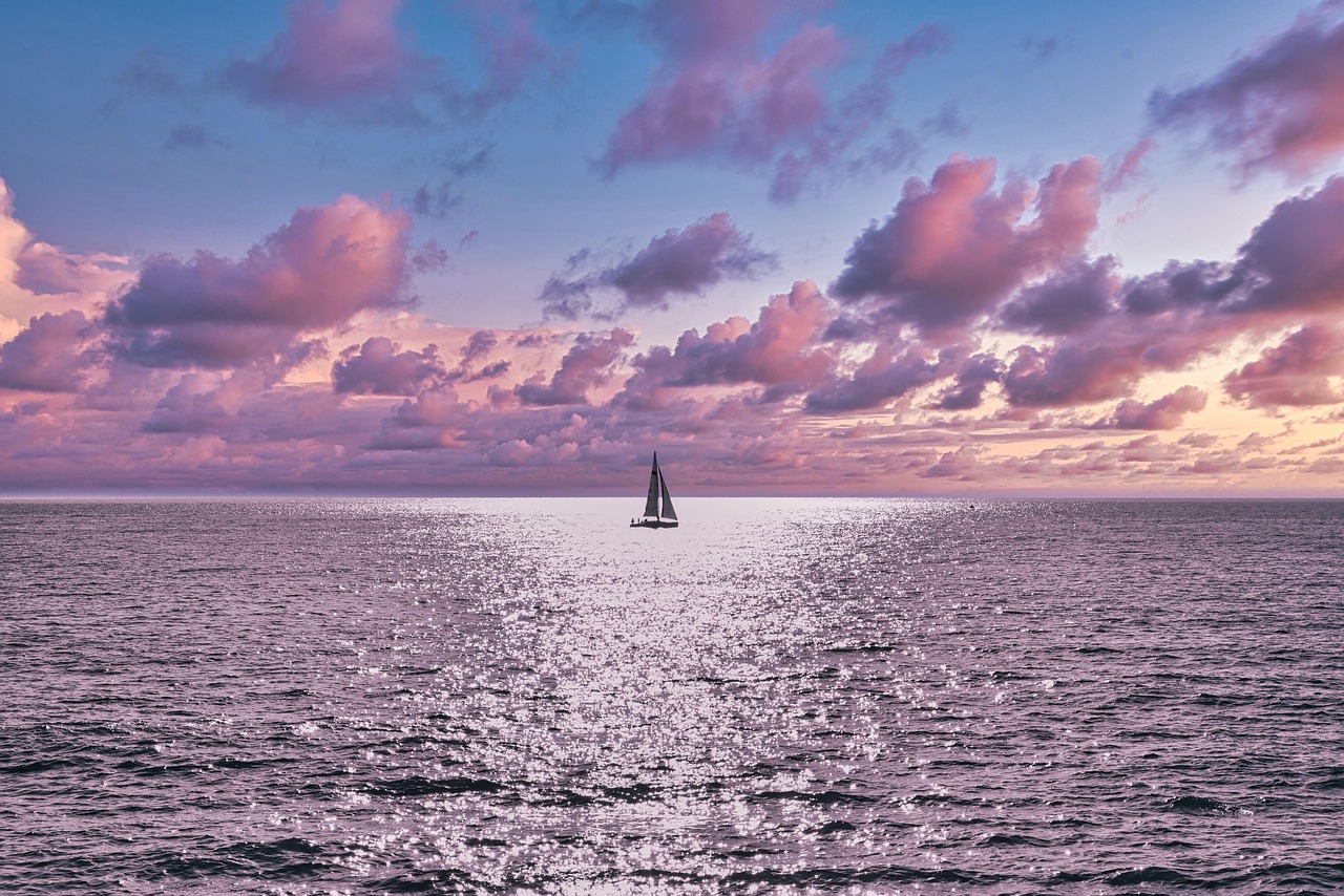 boat-8394639_1280.jpg