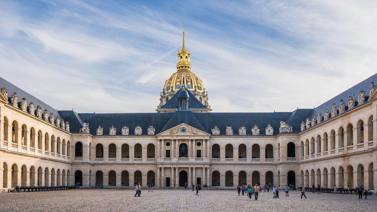 invalidendom-8596490_1280.jpg